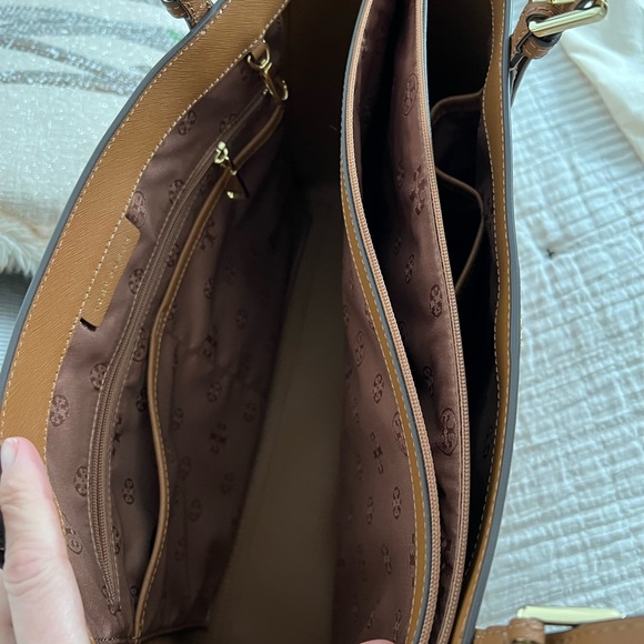 Tory Burch Emerson Bucket Tote - Picture 11 of 11